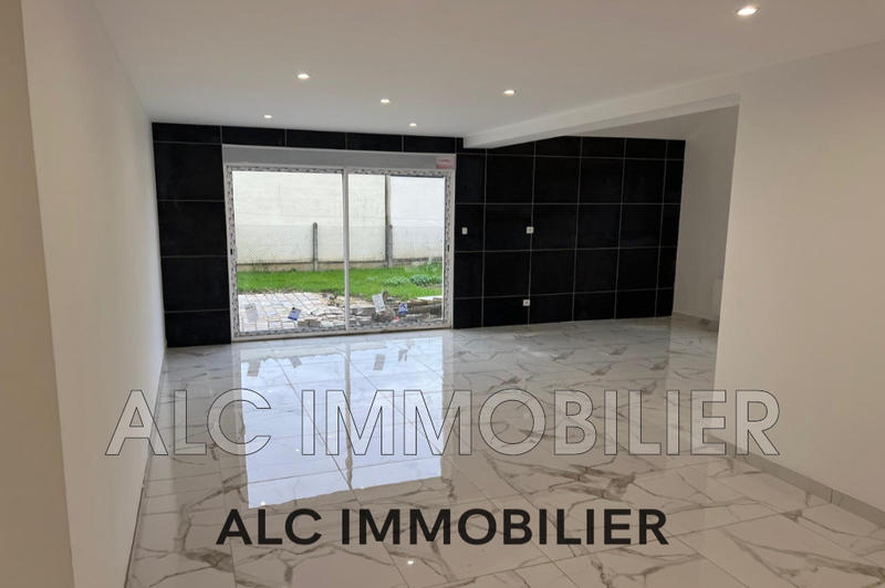 Maison - 104 m² - 5 pièces