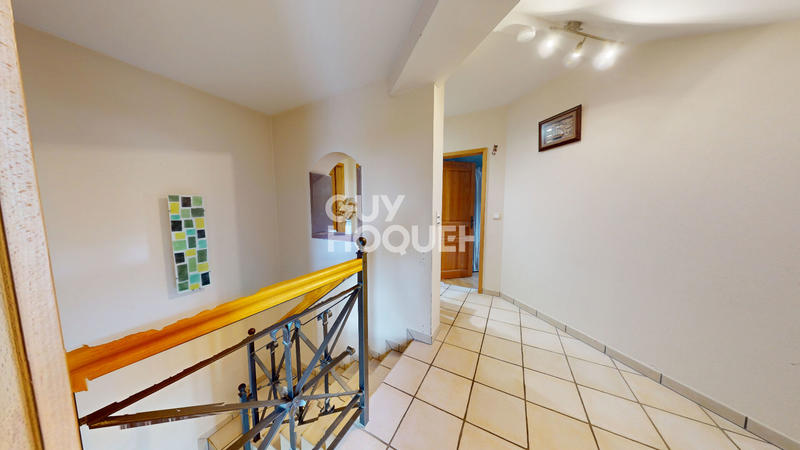 Maison - 161 m² - 6 pièces