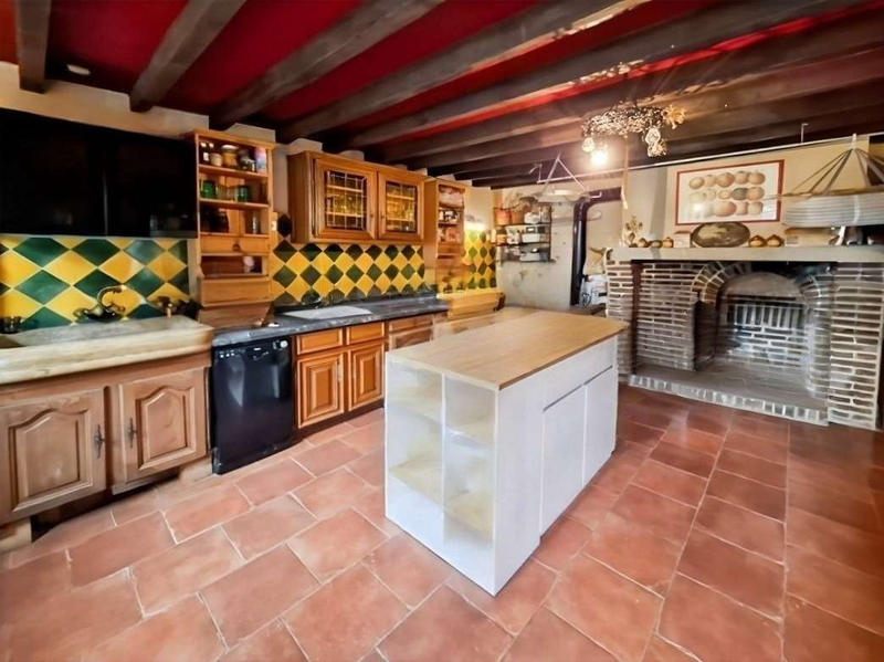 Maison - 195 m² - 11 pièces