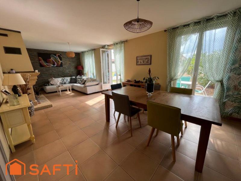 Maison - 151 m² - 7 pièces