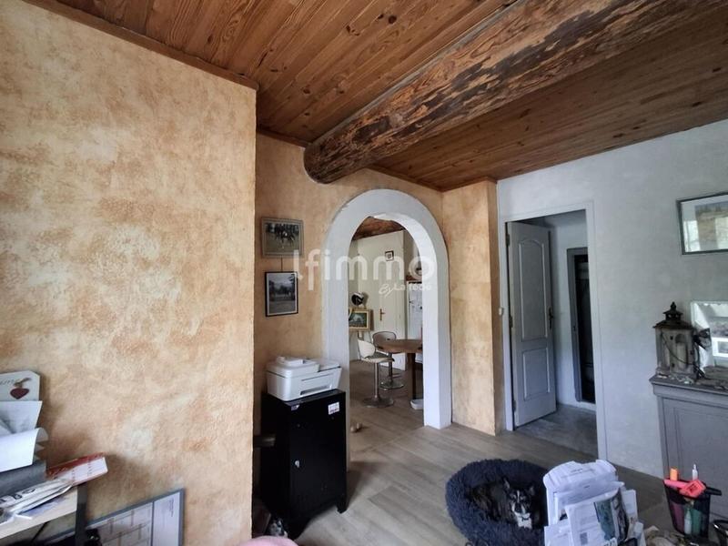 Maison en pierre - 87 m² - 4 pièces