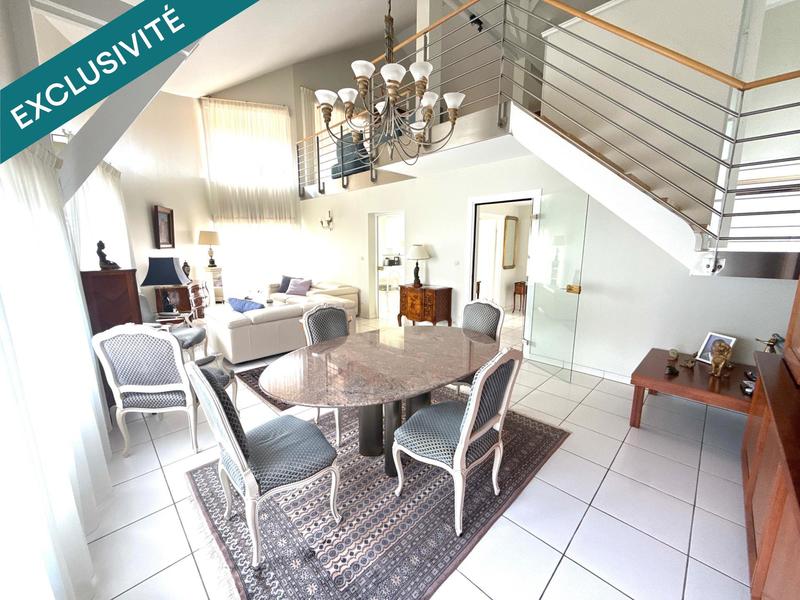Maison - 164 m² - 5 pièces