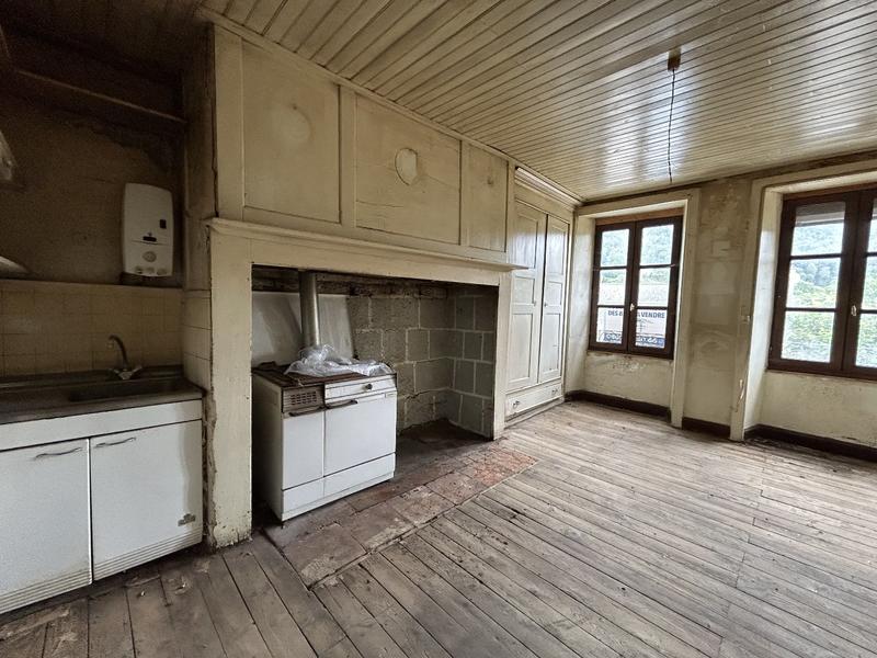 Maison ancienne - 116 m² - 7 pièces