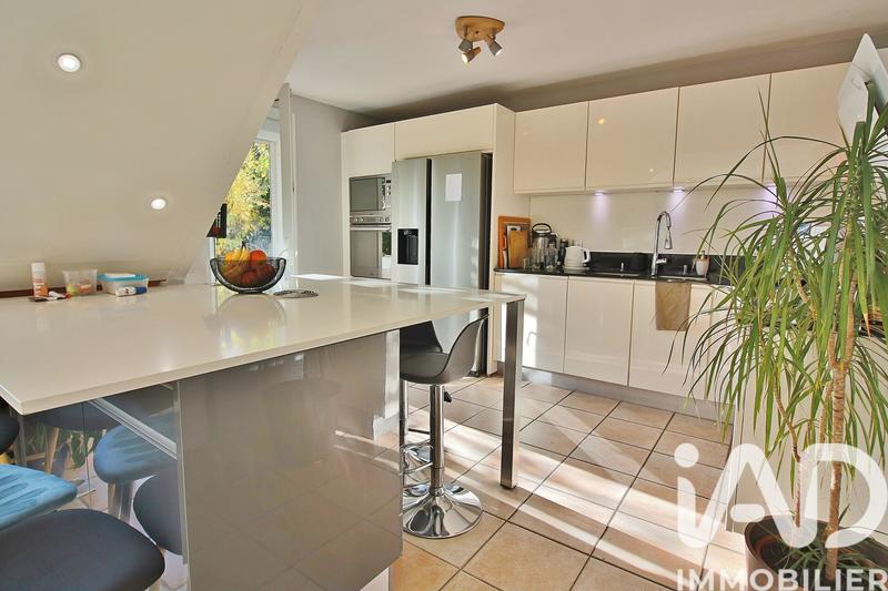 Maison - 104 m² - 5 pièces