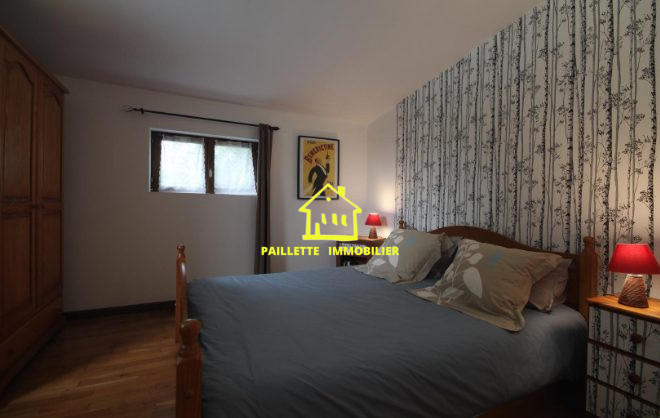 Maison ancienne - 210 m² - 5 pièces