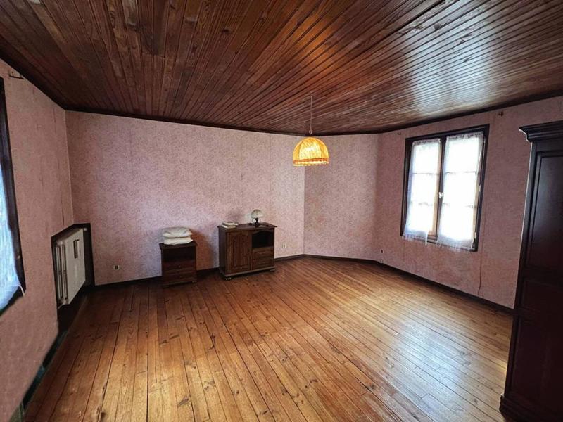 Maison - 100 m² - 6 pièces