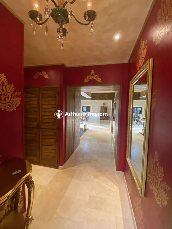 Maison - 167 m² - 4 pièces