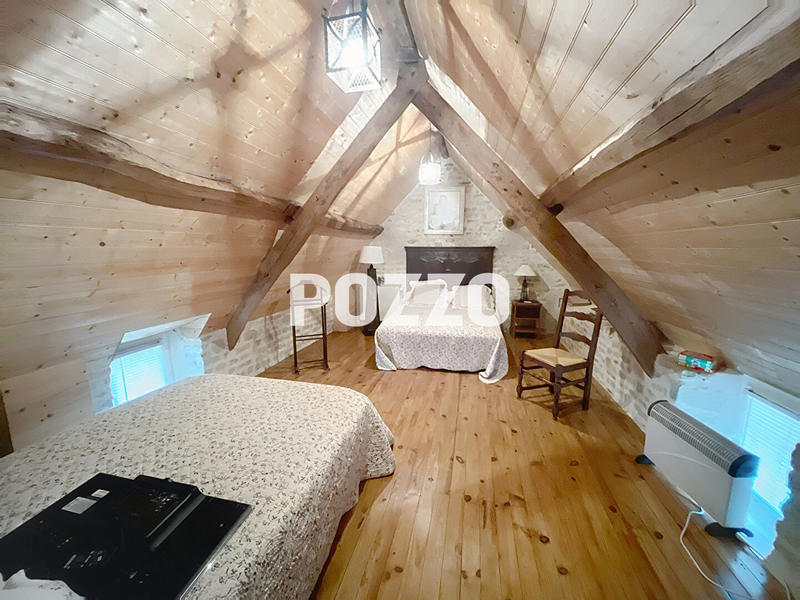 Maison - 300 m² - 15 pièces