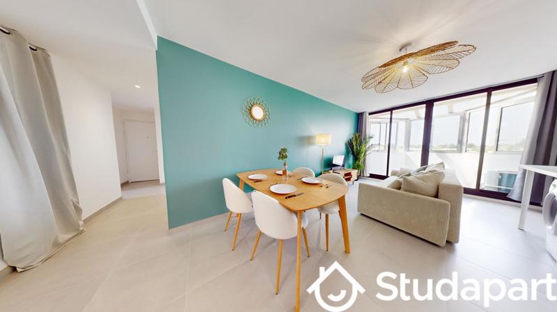 Chambre - 12 m² - 1 pièce