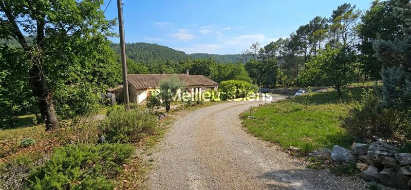 Mas - 210 m² - 8 pièces