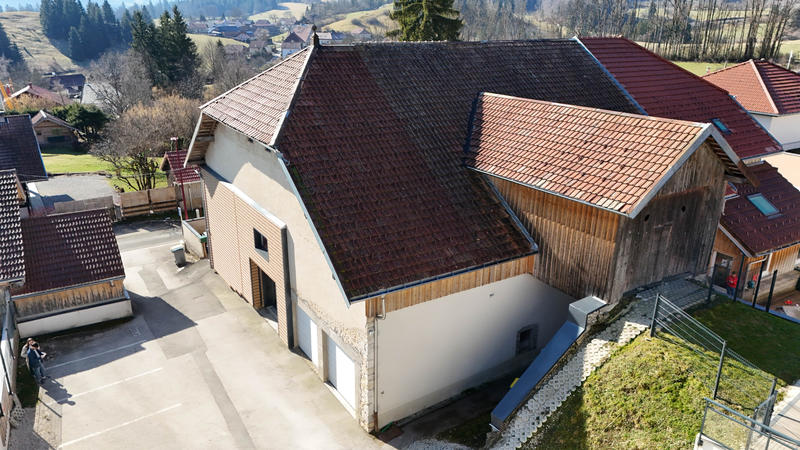 Maison - 254 m² - 7 pièces