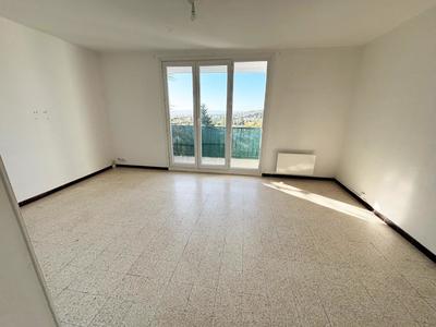 Appartement - 72 m² - 4 pièces