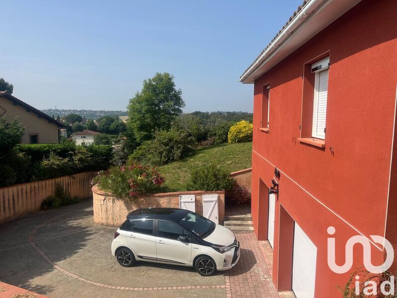 Maison - 159 m² - 6 pièces