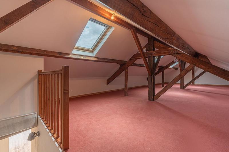 Appartement - 297 m² - 6 pièces