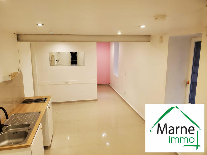 Appartement - 100 m² - 5 pièces