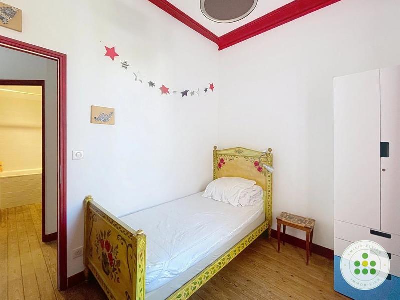 Immeuble - 295 m² - 10 pièces