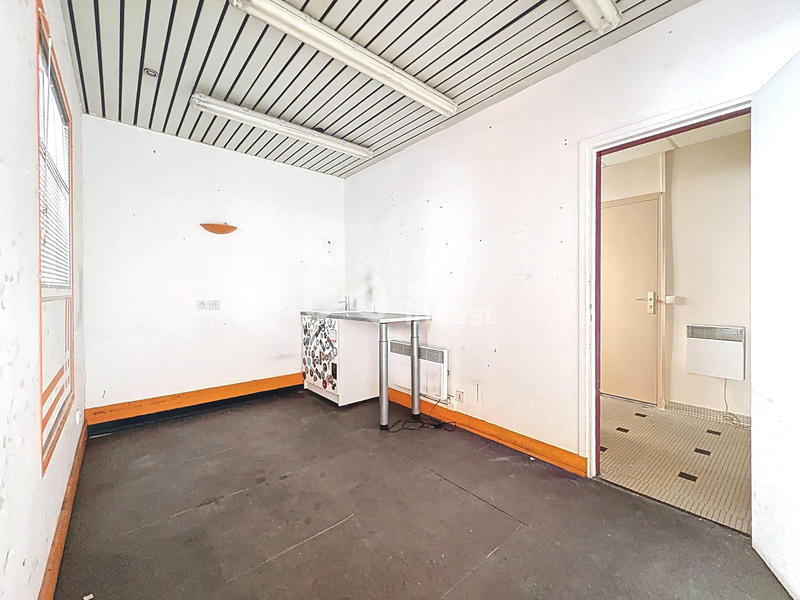 Local commercial - 27 m² - 2 pièces