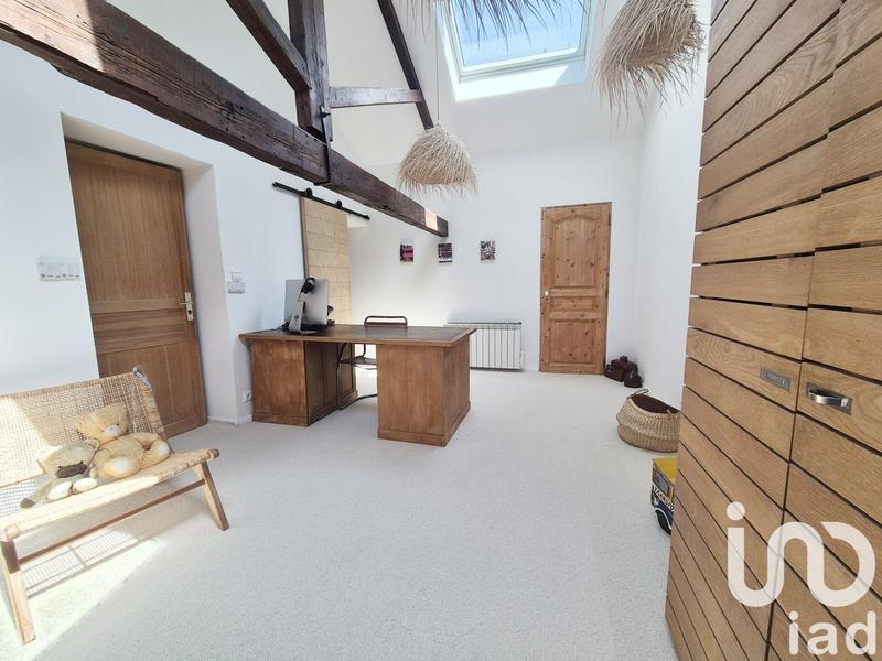 Maison - 203 m² - 7 pièces