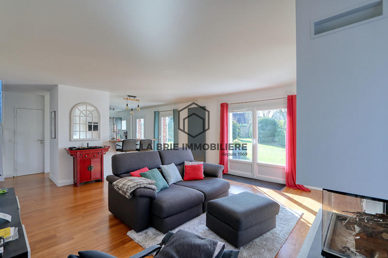 Maison - 108 m² - 5 pièces