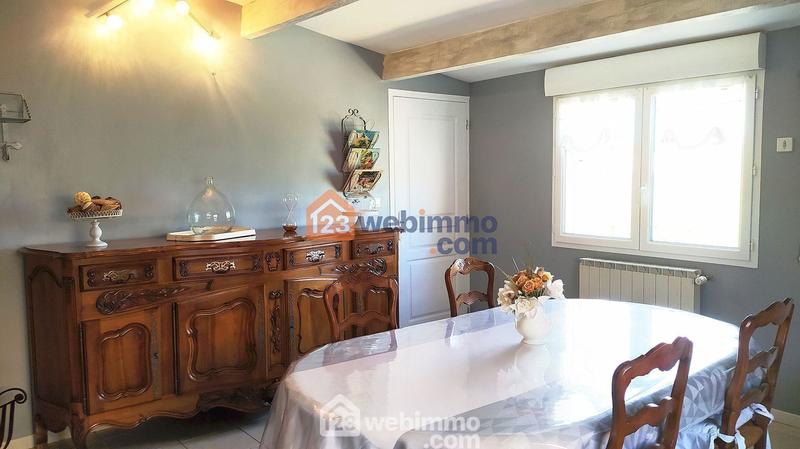 Maison - 200 m² - 10 pièces