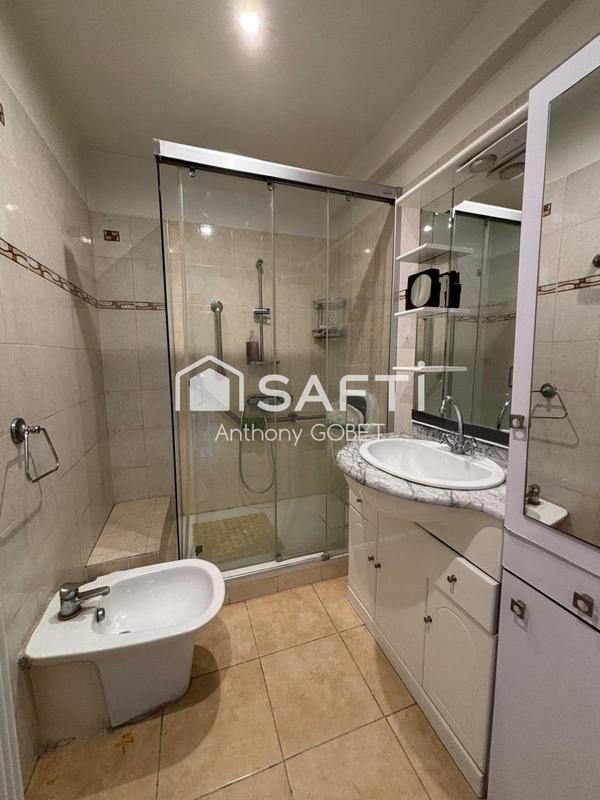 Appartement - 81 m² - 3 pièces