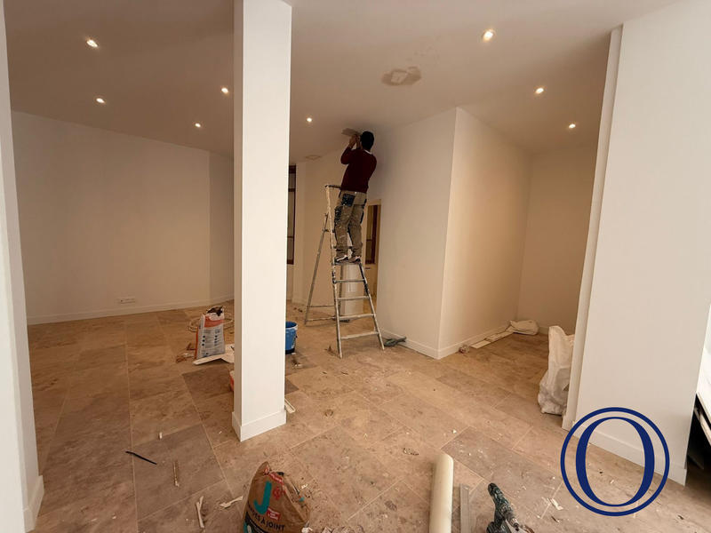 Local commercial - 77 m²