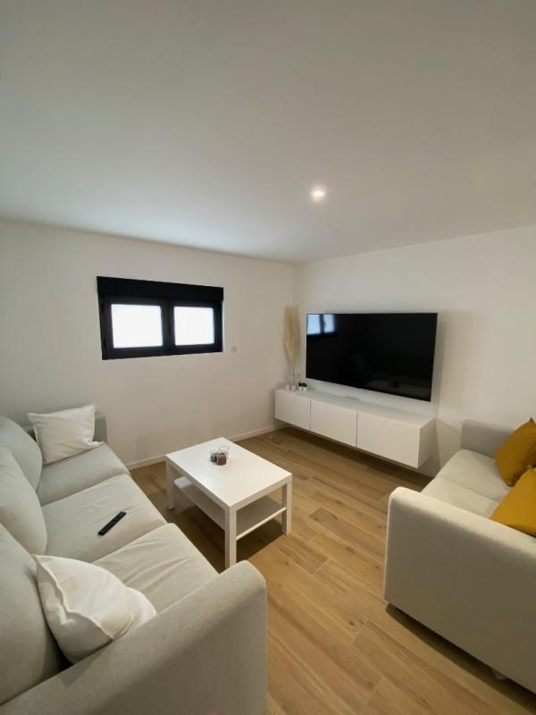 Chambre - 13 m² - 1 pièce