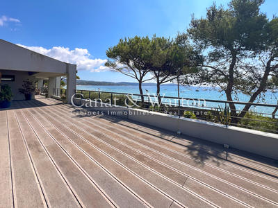 Villa - 280 m² - 7 pièces