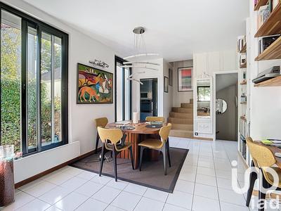 Maison - 84 m² - 4 pièces