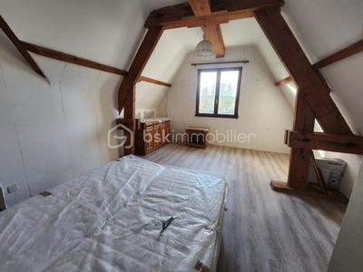 Maison traditionnelle - 143 m² - 6 pièces