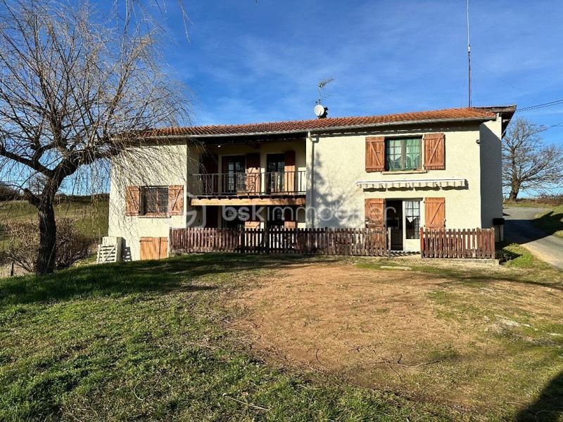 Maison traditionnelle - 145 m² - 6 pièces