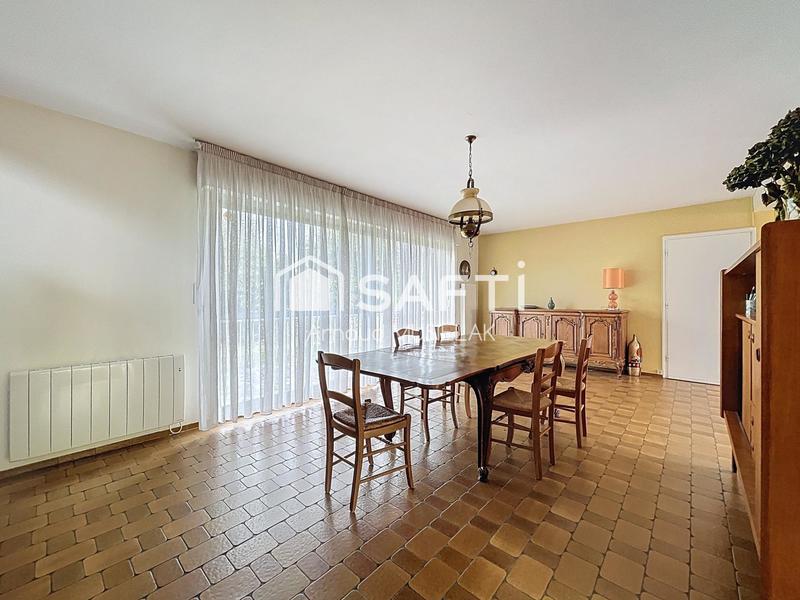 Maison - 159 m² - 6 pièces