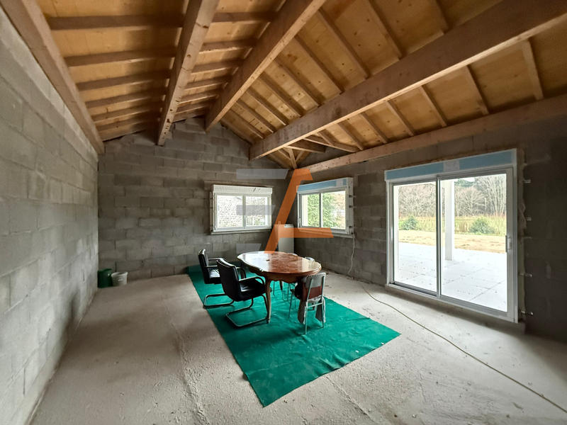 Maison - 170 m² - 1 pièce