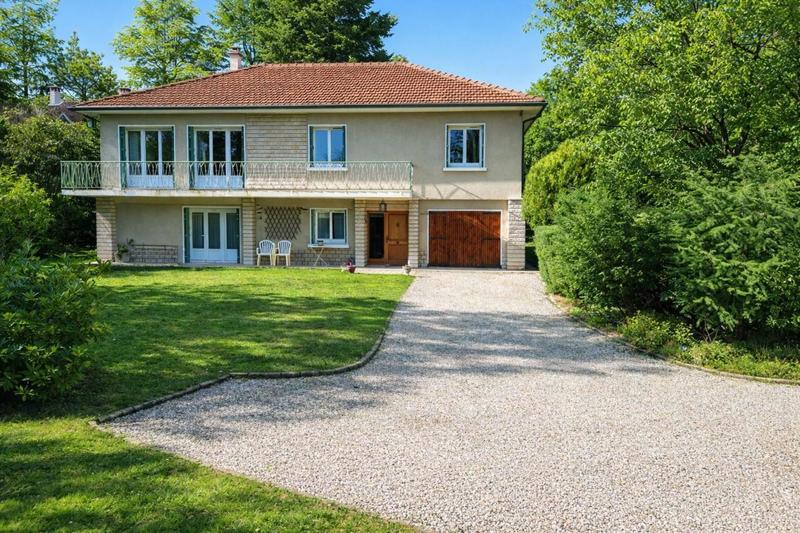 Maison - 184 m² - 7 pièces