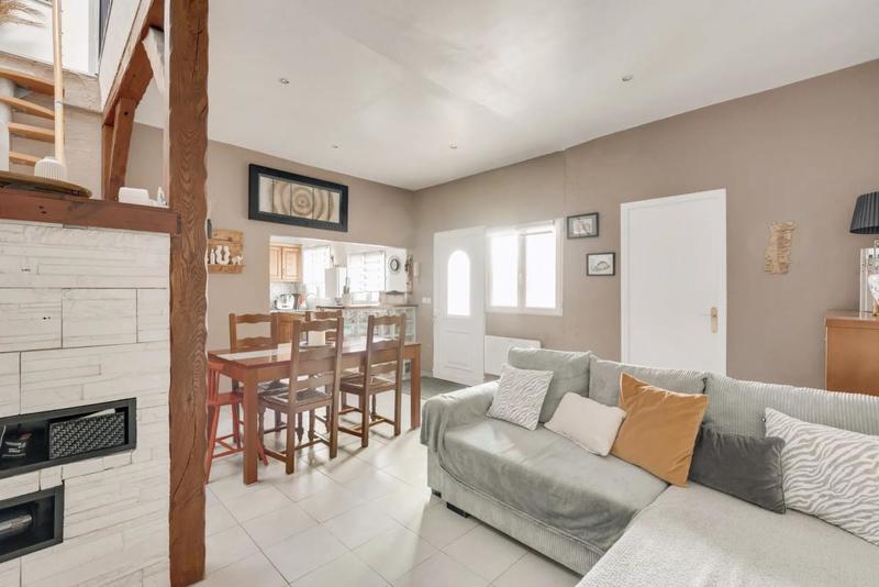 Propriété - 156 m² - 7 pièces