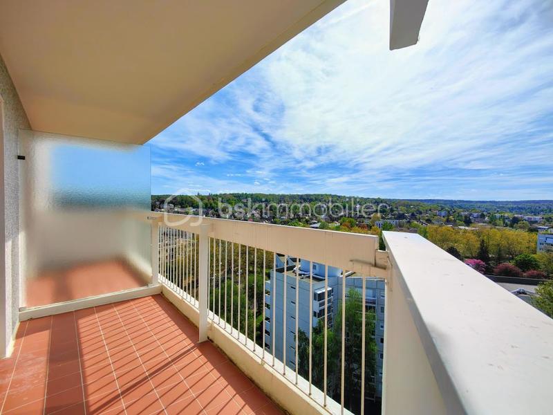 Appartement - 96 m² - 5 pièces