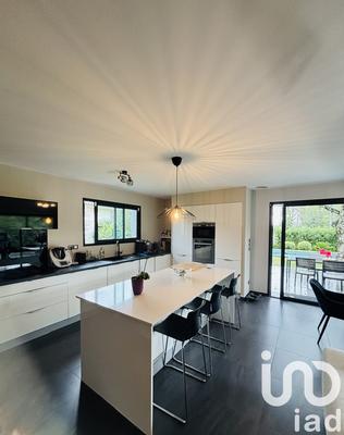 Maison - 107 m² - 6 pièces