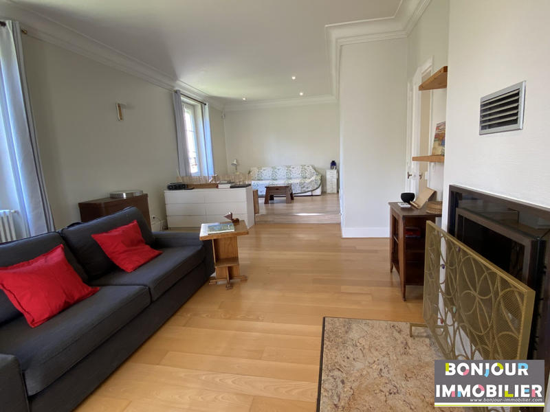 Maison traditionnelle - 176 m² - 6 pièces