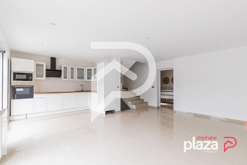 Maison - 193 m² - 10 pièces