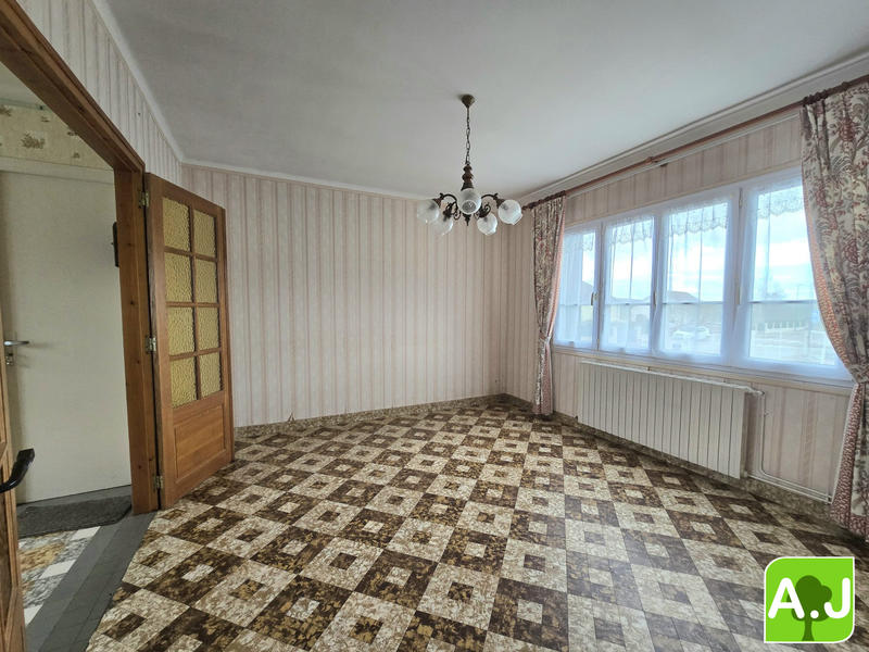 Maison - 64 m² - 5 pièces