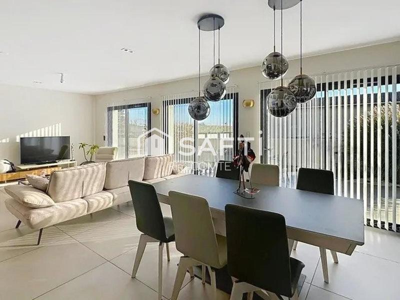 Maison - 127 m² - 5 pièces