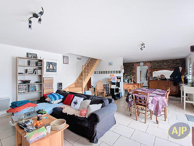 Maison - 120 m² - 5 pièces