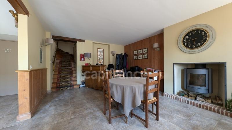 Local commercial - 500 m² - 12 pièces