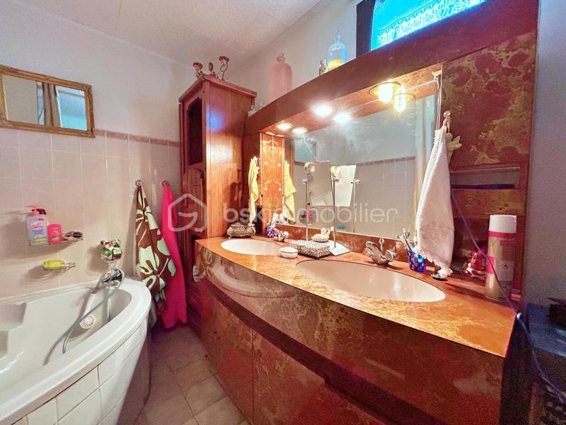 Maison de village - 96 m² - 5 pièces