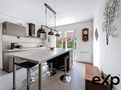 Maison - 190 m² - 5 pièces