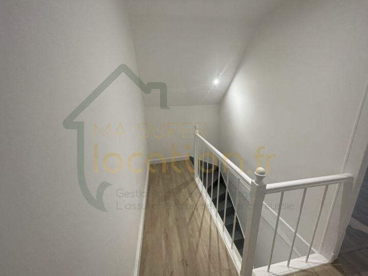 Maison - 84 m² - 5 pièces