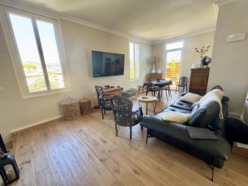 Maison - 145 m² - 5 pièces