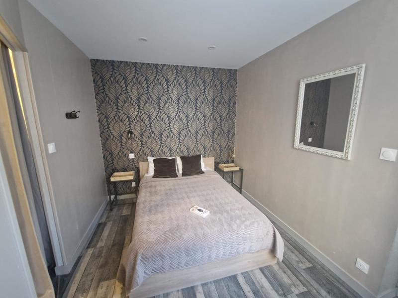 Immeuble - 140 m² - 9 pièces