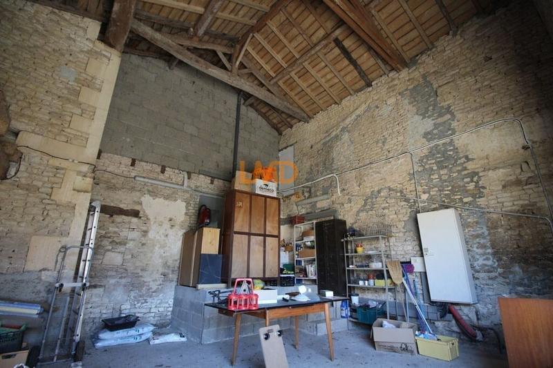 Maison - 96 m² - 4 pièces