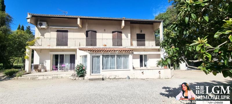 Maison - 190 m² - 10 pièces